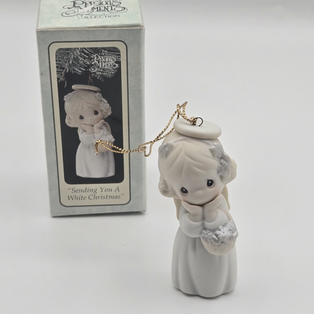 Vintage 1994 Enesco Precious Moment Angel Ornament Sending You A White Christmas